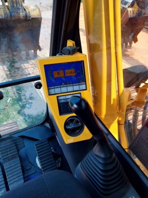 รถสวย 1,975 ชั่วโมง 2,780,000 บาท KOMATSU PC200-8MO
