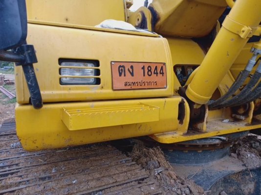 รถสวย 1,975 ชั่วโมง 2,780,000 บาท KOMATSU PC200-8MO