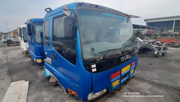 SALE*โปรลดกระหน่ำ !! หัวเก๋ง รถบรรทุกไซค์ 10ล้อ -10 ล้อหัวลาก /  CABIN  ISUZU : GIGA(กิก้า /ไจก้า) รุ่นยกหัวได้ /มีแค๊ป/ 3 ใบปัด