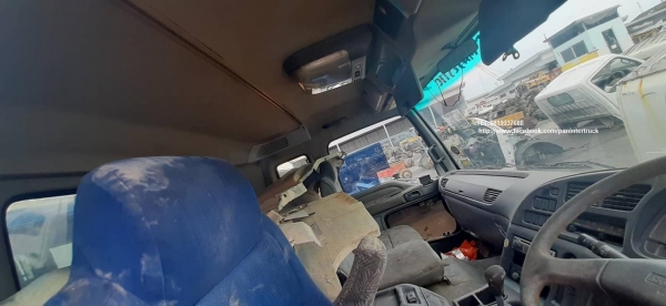 SALE*โปรลดกระหน่ำ !! หัวเก๋ง รถบรรทุกไซค์ 10ล้อ -10 ล้อหัวลาก / CABIN ISUZU : GIGA(กิก้า /ไจก้า) รุ่นยกหัวได้ /มีแค๊ป/ 3 ใบปัด SALE*โปรลดกระหน่ำ !! หัวเก๋ง รถบรรทุกไซค์ 10ล้อ -10 ล้อหัวลาก / CABIN ISUZU : GIGA(กิก้า /ไจก้า) รุ่นยกหัวได้ /มีแค๊ป/ 3 ใบปัด