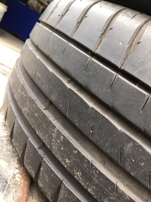 มือสอง MICHELIN PILOT SPORT4 205/50R16 ปี19 มือสอง MICHELIN PILOT SPORT4 205/50R16 ปี19