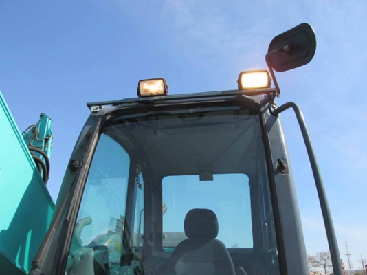 ขายรถขุดนำเข้าจากประเทศญี่ปุ่น kobelco sk125yv06 รุ่น8  สนใจติดต่อสอบถาม 0923309229 อีด