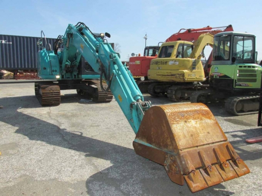 ขายรถขุดนำเข้าจากประเทศญี่ปุ่น kobelco sk125yv06 รุ่น8  สนใจติดต่อสอบถาม 0923309229 อีด