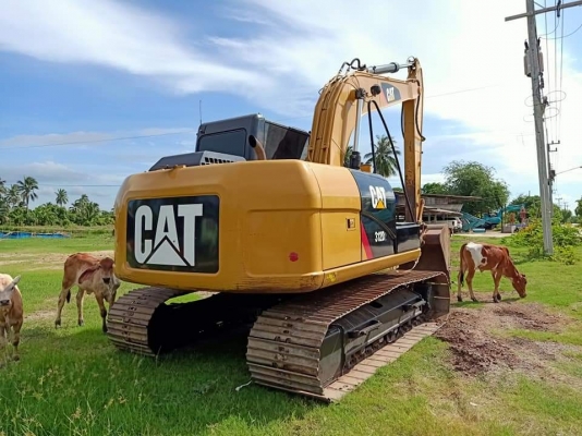 ขายCATERPILLAR. 312D. ทู  มือ 2 เมโทร  สภาพสวยมากๆๆ  แห้ง...ไม่มีผุ...พร้อมใช้  โทร 089-3818694จ๊อย
