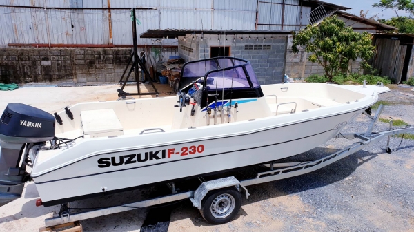 ขายเรือ suzuki 23ฟุต เดินได้รอบลำ สวยๆ