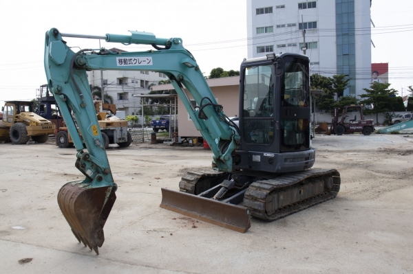 KOBELCO SK50SR-5 นำเข้าจากญี่ปุ่น สนใจติดต่อ ผึ้ง 095-0563605