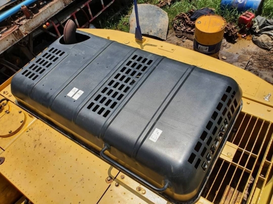 ขาย 1,680,000 บาท KOMATSU PC200 รุ่น 8 ขาย 1,680,000 บาท KOMATSU PC200 รุ่น 8