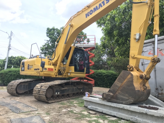 ขายแมคโคร KOMATSU-8MO