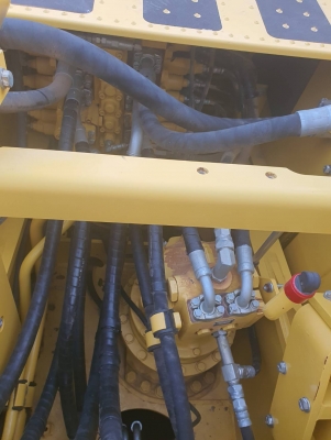 ⭐⭐⭐(ขายด่วน) Komatsu 200-8 MO กล้องหลัง จอเหลืองใช้งาน 2800ช.ม เอกสารแจ้งจำหน่าย เจ้าของขายเอง