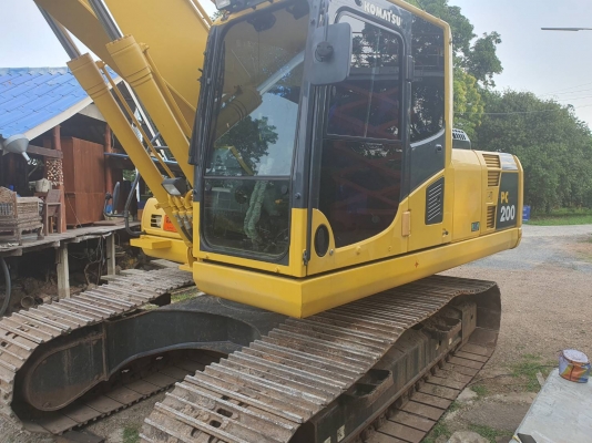 ⭐⭐⭐(ขายด่วน) Komatsu 200-8 MO กล้องหลัง จอเหลืองใช้งาน 2800ช.ม เอกสารแจ้งจำหน่าย เจ้าของขายเอง