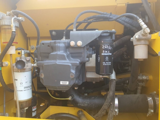 ⭐⭐⭐(ขายด่วน) Komatsu 200-8 MO กล้องหลัง จอเหลืองใช้งาน 2800ช.ม เอกสารแจ้งจำหน่าย เจ้าของขายเอง