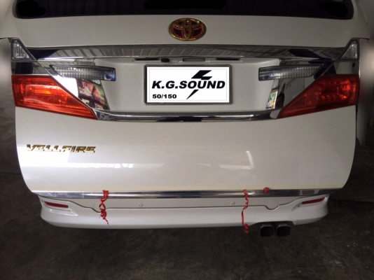 ขายคิ้วสแตนเลสฝาท้ายรถ TOYOTA รุ่น ALPHARD ปี 08-14