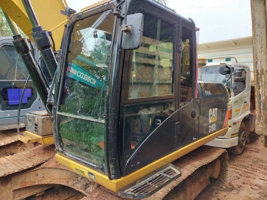 ขายด่วน CAT 318 .สภาพสวยพร้อมใช้งาน เครื่องปั้มดีเยี่ยม ไฟฟ้าสมบูรณ์ เอกสารใบแจ้งจำหน่าย สนใจสอบถาม ไว้ใช้งาน  093 0764943 K ตั้ม