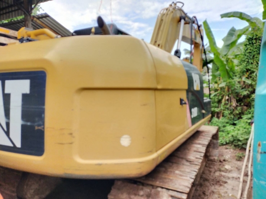 ขายด่วน CAT 318 .สภาพสวยพร้อมใช้งาน เครื่องปั้มดีเยี่ยม ไฟฟ้าสมบูรณ์ เอกสารใบแจ้งจำหน่าย สนใจสอบถาม ไว้ใช้งาน  093 0764943 K ตั้ม