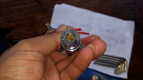 ขายกุญแจลิ้นชักABLOY MADE IN USA.ใหม่เก่าเก็บ ขายกุญแจลิ้นชักABLOY MADE IN USA.ใหม่เก่าเก็บ