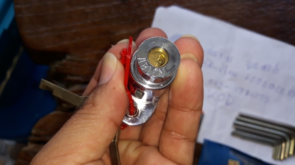 ขายกุญแจลิ้นชักABLOY MADE IN USA.ใหม่เก่าเก็บ ขายกุญแจลิ้นชักABLOY MADE IN USA.ใหม่เก่าเก็บ