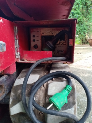 รถกระเช้าไฟฟ้าตีนตะขาบ PC40 ยกสูง 4 เมตร รถเก่านอกนำเข้า สภาพใหม่มาก พร้อมใช้งาน รถกระเช้าไฟฟ้าตีนตะขาบ PC40 ยกสูง 4 เมตร รถเก่านอกนำเข้า สภาพใหม่มาก พร้อมใช้งาน