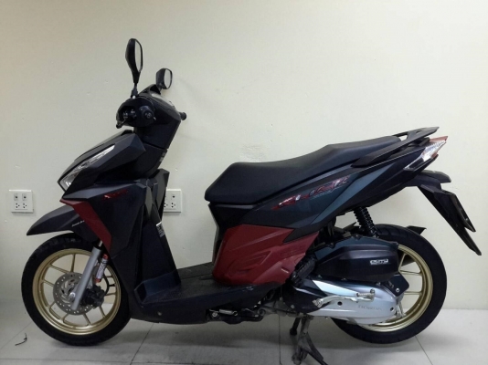 Honda Click125i LED idlingstop combibrake ตัวท็อป โฉมใหม่ สภาพนางฟ้า 5300 กม. เอกสารครบพร้อมโอน