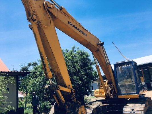 KOMATSU PC200-5 โทร0979285564