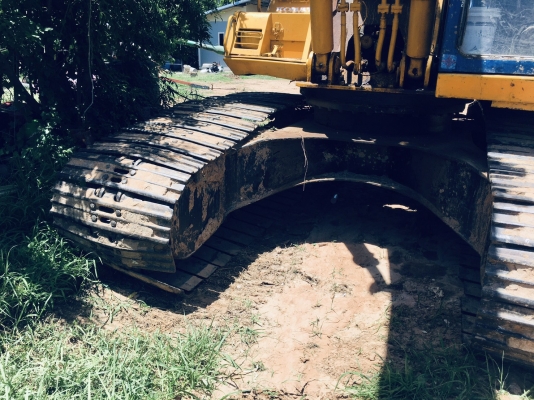 KOMATSU PC200-5 โทร0979285564