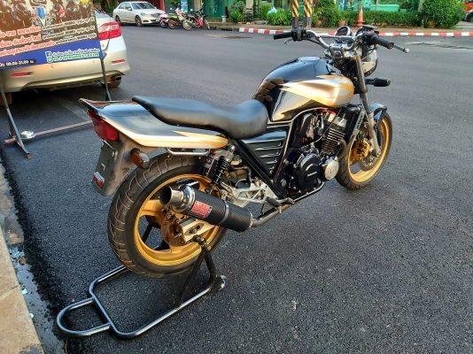 ขาย HONDA CB400 ปี97 เวอร์ชั่นS ท่อแต่งฟลู โช๊คหลังแต่ง ฝากระเป๋าเเต่ง สายถัก การ์ดหม้อน้ำ แฮนด์บาร์