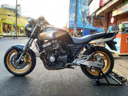 ขาย HONDA CB400 ปี97 เวอร์ชั่นS ท่อแต่งฟลู โช๊คหลังแต่ง ฝากระเป๋าเเต่ง สายถัก การ์ดหม้อน้ำ แฮนด์บาร์