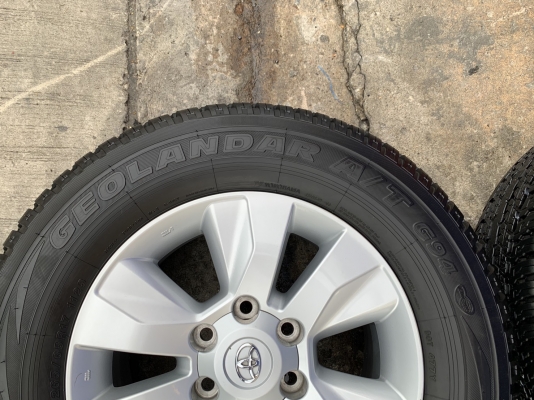 ล้อแม็ก Toyota Revo ขอบ 17 พร้อมยาง 265-65-17 Yokohama ปี 19 สวยๆ