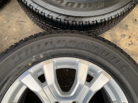 ล้อแม็กป้ายแดง Ford Ranger Wildtrak Limited รุ่นใหม่ล่าสุด ขอบ 18 พร้อมยางป้ายแดง 265-60-18 Bridgestone ปี 19 สวยกริ๊บ