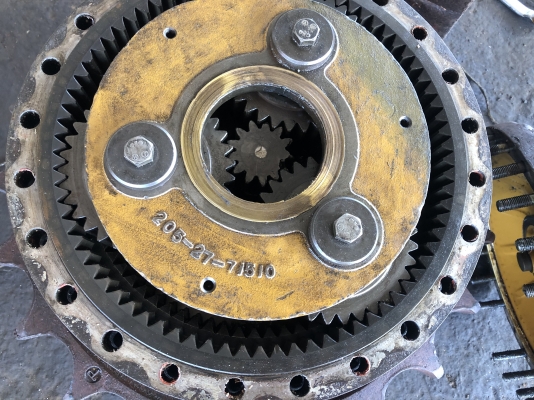 ขายตัวเดิน แมคโคKOMATSU 200-3 ขายตัวเดิน แมคโคKOMATSU 200-3