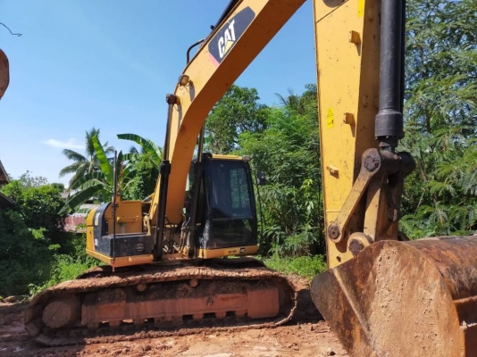 ขาย 1,380,000 บาท CATTERPILAR 318D2L ขาย 1,380,000 บาท CATTERPILAR 318D2L