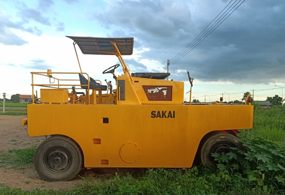 รถบดล้อยาง 9ล้อ SAKAI TS7409 เอกสารพร้อมโอน รถพร้อมใช้งาน