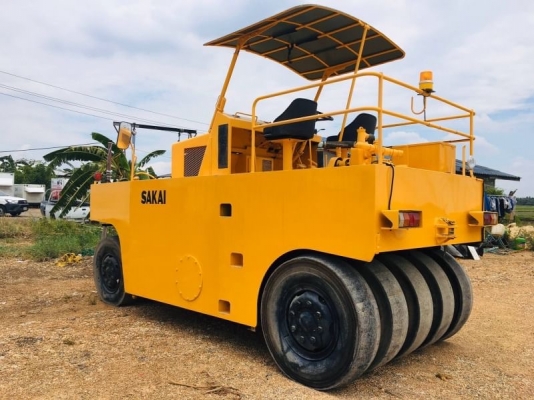 รถบดล้อยาง 9ล้อ SAKAI TS7409 เอกสารพร้อมโอน รถพร้อมใช้งาน