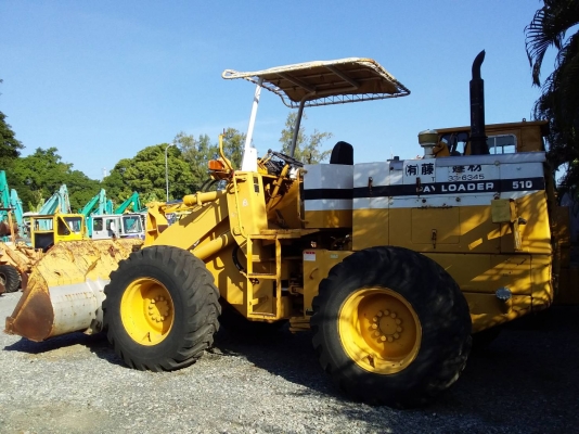 ต้องการขายรถตักล้อยางยี่ห้อKOMATSU-510รถนอกนำเข้าจากญี่ปุ่น