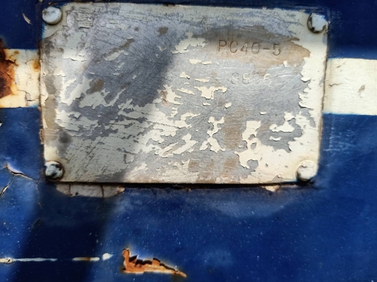 ขายแบคโคร KOMATSU PC40-5 ขายตามสภาพ เครื่องไม่เดิมเอกสารสัญญาซื้อขาย สนใจสอบถาม  .093 0764943 K  ตั้ม