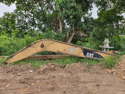 ขาย 125,000 บาท บูม-อาร์มยาว 13 เมตร เคยอยู่กับ CAT E120B.