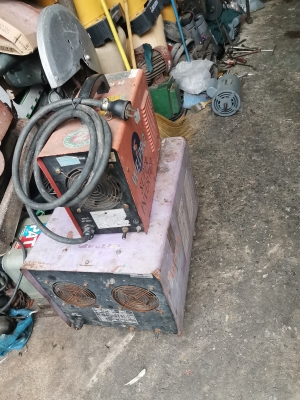 ขาย!! ตู้เชื่อมอากอน2ใบ.ตามสภาพต้องเอาไปเช็คเอง ขาย!! ตู้เชื่อมอากอน2ใบ.ตามสภาพต้องเอาไปเช็คเอง