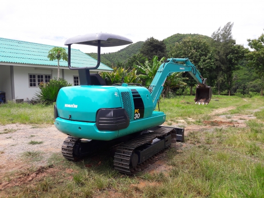 ขายรถแบ็คโฮ Komatsu_pc30-7 ขายรถแบ็คโฮ Komatsu_pc30-7