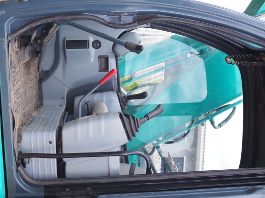 840000บาท  รถขุดเก่านอกยังไม่เคยใช้ในไทย KOBELCO SK135SR YY04