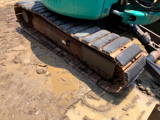 ขายรถขุด PC45MR-1 ตู้เก๋ง จากญี่ปุ่นโดยตรง โทร 081-8581834 แบงค์