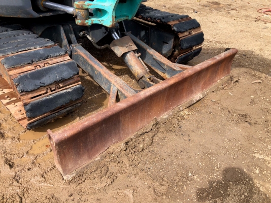 ขายรถแบคโฮ โกเบ Kobelco SK40SR-3 ไซต์ 4 ตัน ตู้เก๋ง รุ่นใหม่ระบบไว นำเข้าเองโดยขุมทรัพย์แทรคเตอร์ โทร 081-8581834