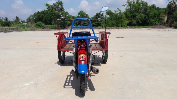 สามล้อแดง (ซาเล้ง) สามล้อแดง (ซาเล้ง)