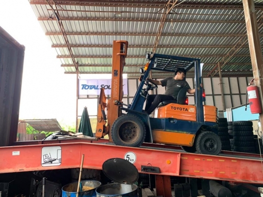 TOYOTA 5FG20  รถมือ 2 นำเข้าจากประเทศญี่ปุ่น 2 ตัน เบนซิน เสา 3.5 เมตร งาฮิ้ง เกียร์ธรรมดา ล้อหน้าคู่