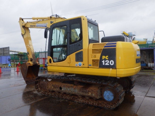 ขายรถขุดนำเข้าจากประเทศญี่ปุ่น komatsu pc120-8 สนใจติดต่อสอบถาม 0923309229 อีด