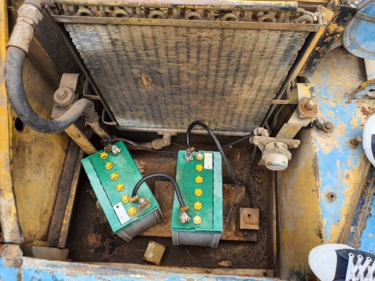 ขาย 245,000 บาท KOMATSU PC100-3