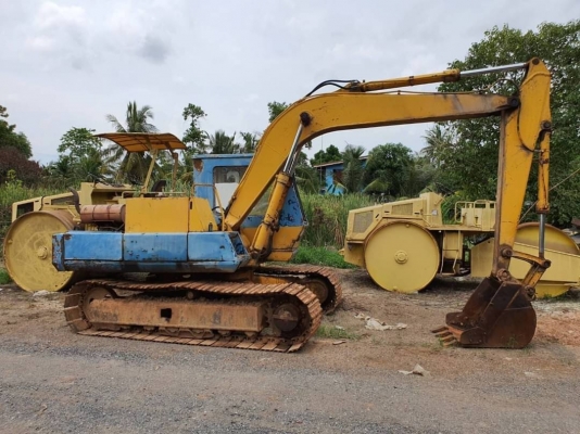 ขาย 245,000 บาท KOMATSU PC100-3