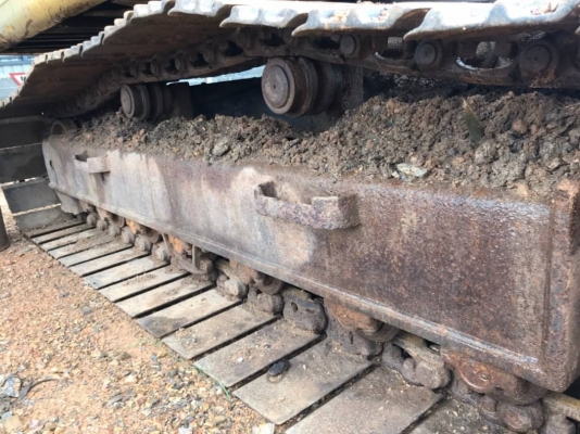 ขาย 385,000 บาท KOMATSU PC200 รุ่น 5 ขาย 385,000 บาท KOMATSU PC200 รุ่น 5
