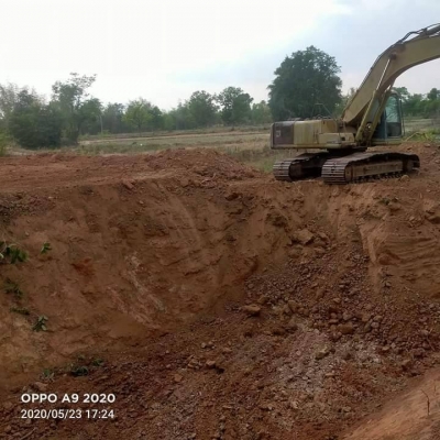 ขาย 495,000 บาท KOMATSU PC200 รุ่น 6