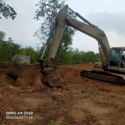 ขาย 495,000 บาท KOMATSU PC200 รุ่น 6