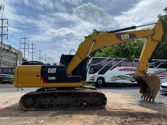 ⭐⭐⭐Cat320 D2 ใช้งาน 9800ช.ม สภาพเดิมๆ สีเดิมทั้งคัน พร้อมลงงาน เอกสารเล่มทะเบียน