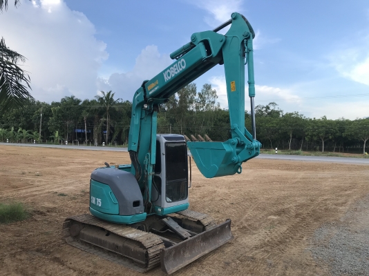 ขายSK75-6 สภาพดีพร้อมใช้งาน แอร์เย็น เครื่องดี แอวแน่น สนใจสอบถามได้ครับ 0843461542